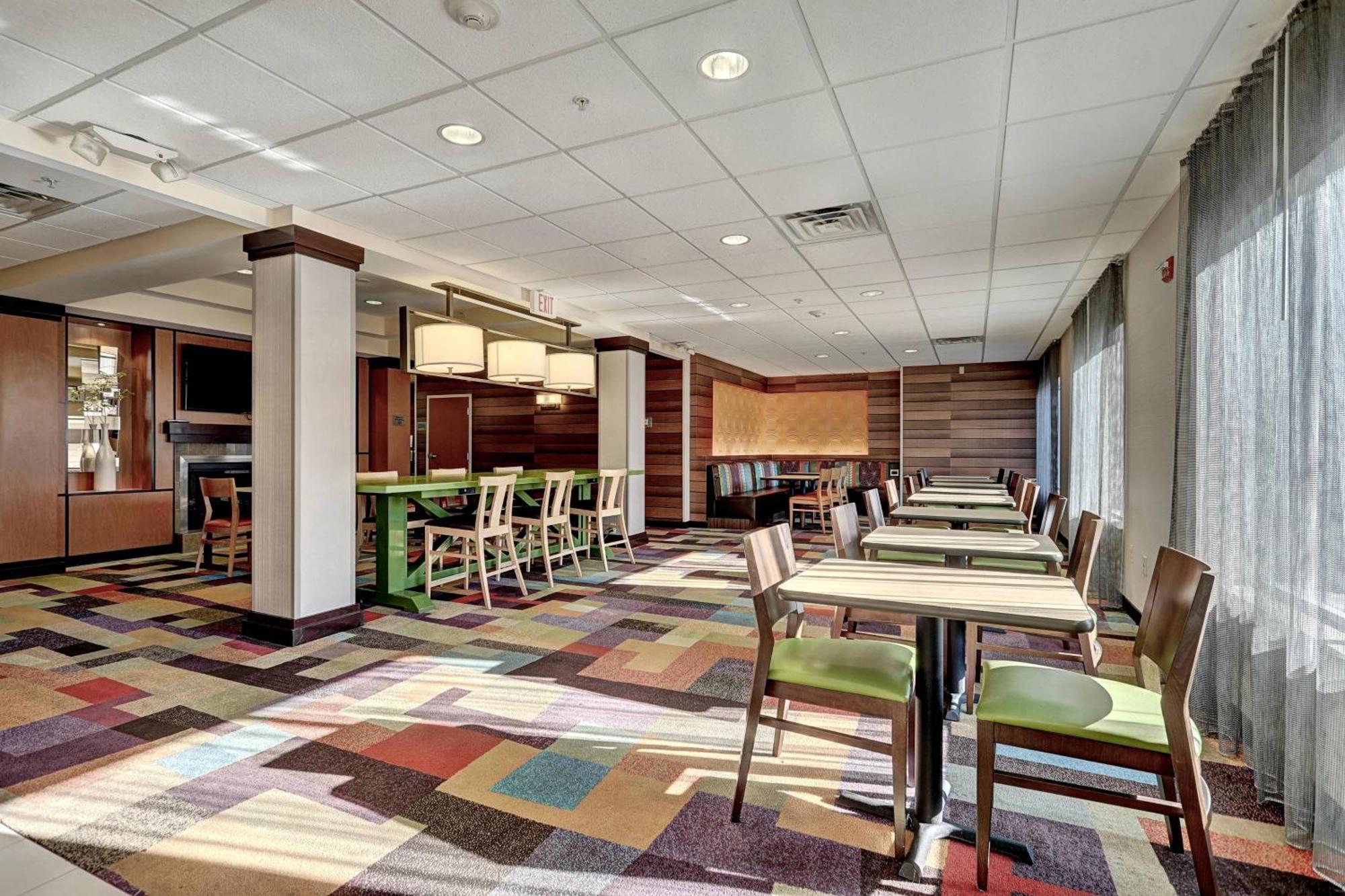 Fairfield Inn & Suites By Marriott Edison - South Plainfield Екстер'єр фото