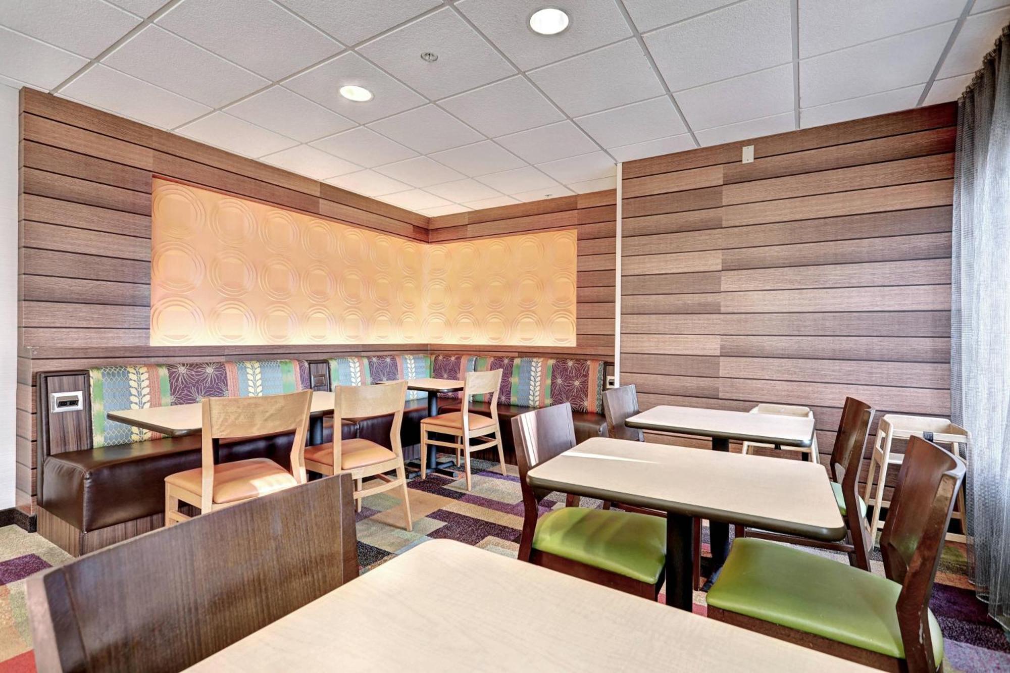 Fairfield Inn & Suites By Marriott Edison - South Plainfield Екстер'єр фото